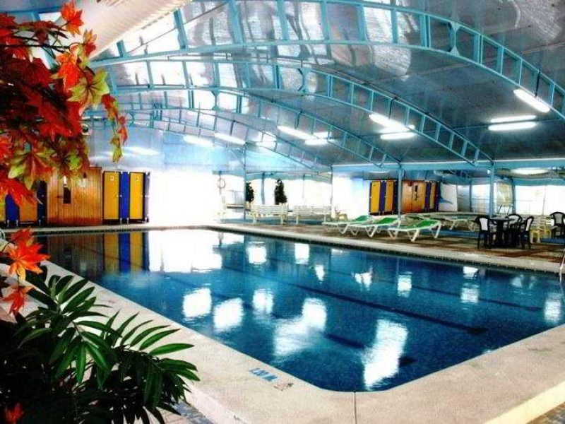 Palm Beach Hotel Indoor Pool